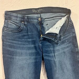 Wrangler Women's Dark Blue Riding Jeans B9